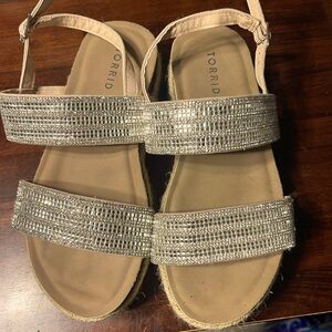 TORRID sandals size 7w